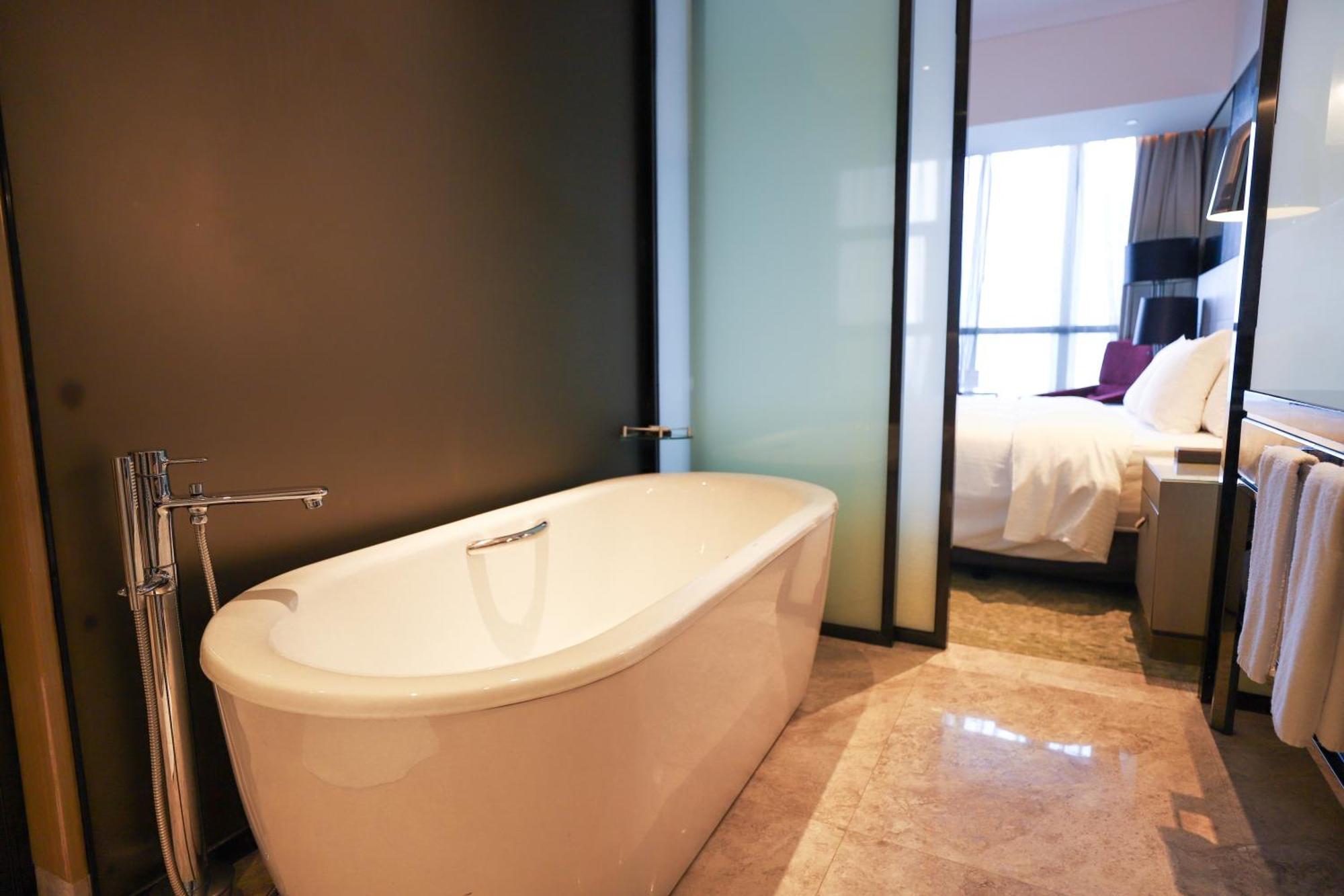 Wanda Realm Jiangmen Hotel Exterior foto